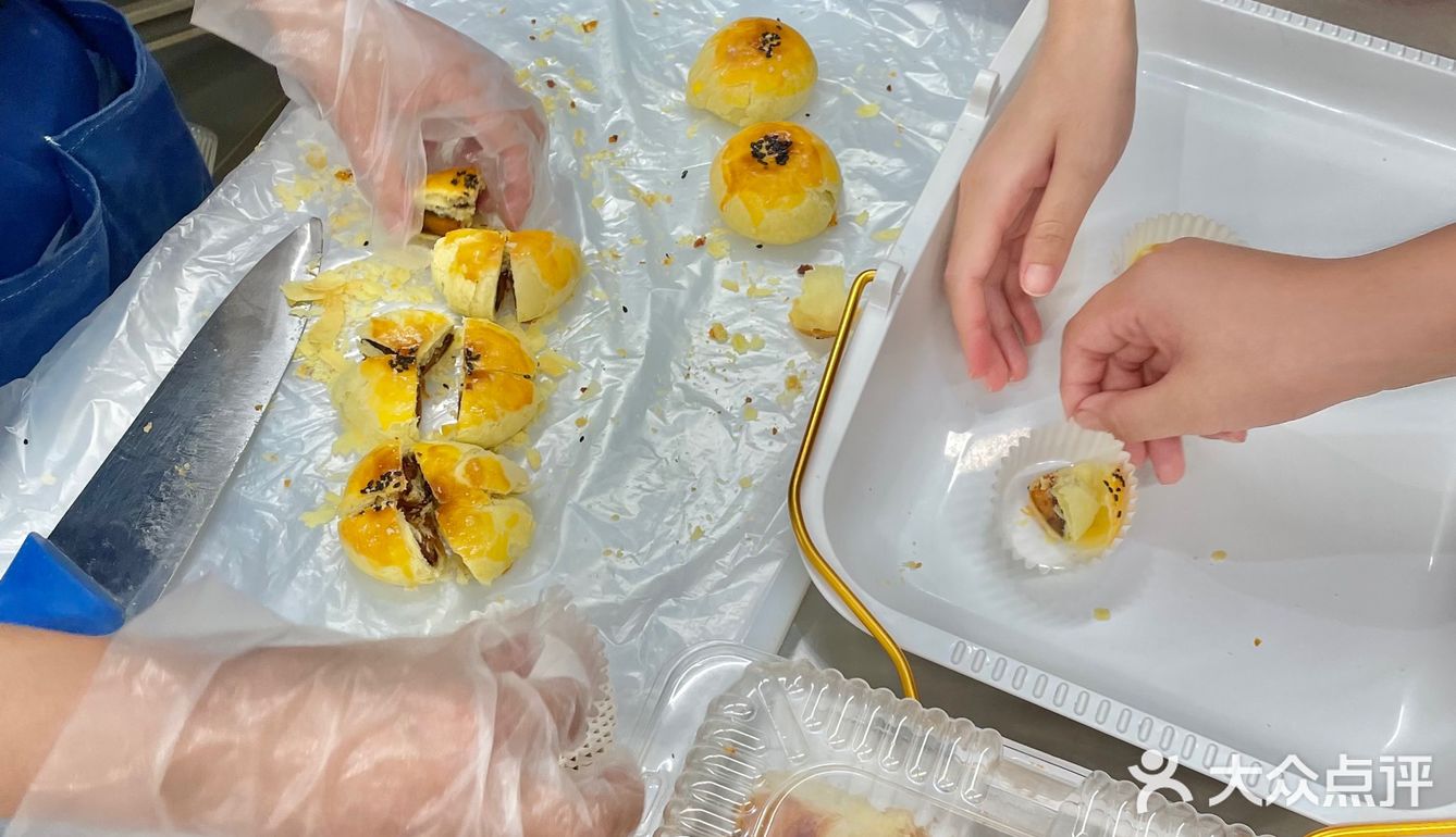 MAX店限流送了饼干安抚[发呆]