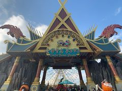 -七彩云南欢乐世界