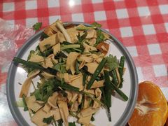 -老郑家东北春饼(龙悦居店)