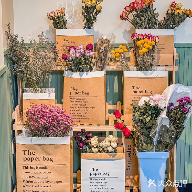 大连首家小苍兰洋菓子蛋糕店‼️真是天花板[流泪]