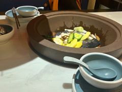 -鲜念蒸汽石锅鱼(红山6979店)