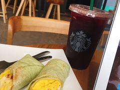 -星巴克臻选(成都环球乐天店)