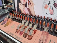 -Dior(新八佰伴店)