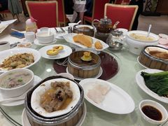 -凤凰楼酒家·粤宴点心(华强北店)