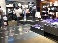 -NIKE武汉品牌体验店