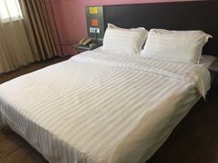 -莫泰酒店(厦门万象城火车站地铁站店)