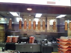 自助取餐区-老半斋(福州路店)