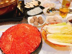 -鲜入围煮花胶鸡海鲜火锅