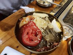 -仨仨米炭火烤肉