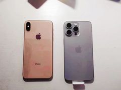 -Apple零售店(华贸购物中心店)