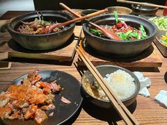 -啫两手·啫啫煲·小饭堂(龙城万科里店)