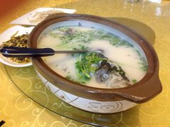 鱼头汤-天目湖刘老四农庄
