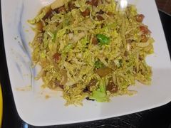 -东口码头·烧鸽子·鱼头泡饼·地方菜(金鹰悦城店)
