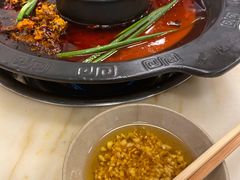 -黄潇洒老火锅(九眼桥宏济巷店)