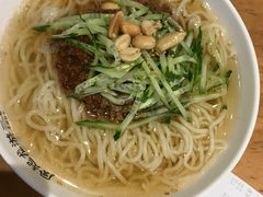 -凤起龙游老面包子(凯德晶品店)