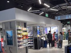 -迪卡侬(环球港店)
