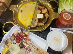 -永發發串串火锅馆·烧烤·大排档(传媒大学店)