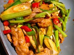 小炒黄牛肉-虾元素品质川菜