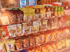 -好乐迪(张扬路八佰伴店)