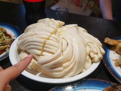 -靠山屯东北农家菜(八龙桥雅苑店)
