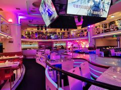 大堂-巴特餐饮6加1音乐餐吧·新疆菜