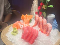 -蟹犇•帝王蟹雪蟹(陆家嘴店)