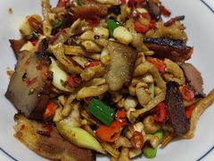 -三湘四水正宗湘菜(君峰路店)