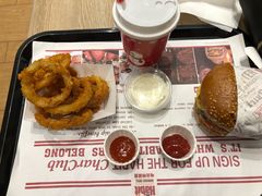 -The Habit Burger Grill 哈比特汉堡(爱琴海店)