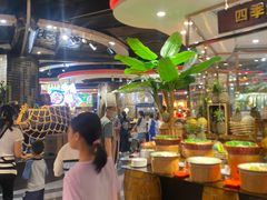 -四海一家自助餐(益田假日广场店)