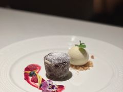 -Mogul Eatery·大亨餐酒馆