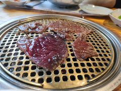 -唯成•韩国炭火烤肉 유성고기