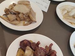 -天宜隆蘑菇宴火锅(石景山旗舰店)