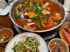 -亮欢寨酸汤鱼(沙冲路店)