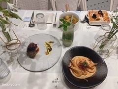 -春树下·树屋花房西餐厅(罍街AS1980店)