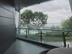 -上海滴水湖皇冠假日酒店