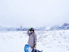 -鳌山滑雪度假区