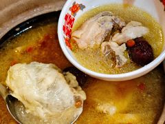 -邹开喜·炭炉鸡煲·海鲜火锅(虹口足球场店)