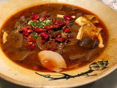 -渝信川菜 · 川味家常菜(财富购物中心店)