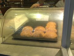 面包甜点陈列柜-翠华餐厅(正佳广场店)