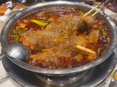 -肖肖酸萝卜鱼火锅(总店)