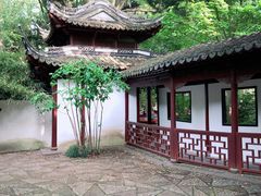 -汇龙潭