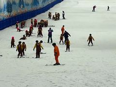 -乔波室内滑雪场