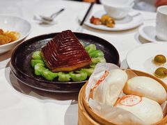 金牌扣肉-南麓·浙里(外滩店)