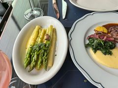 -福楼毕斯罗F Bistronome(国贸商城约会地标景观店)