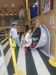 -奈尔宝·儿童乐园·亲子餐厅(前滩店)