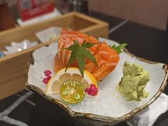 -山川小町·极番烧肉(新地假日广场店)