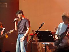 -KEZEE Music Live