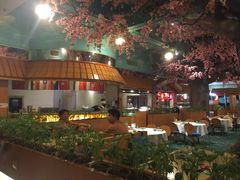 -嘉年华会水疗会(大剧院站E出口店)