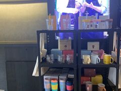 -瑞幸咖啡(新世界中心店)