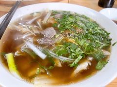 牛肉罩火烧-清真·白家牛肉罩火烧老店(育才街店)